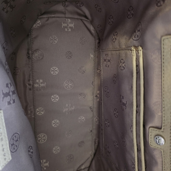 Tory Burch Mercer Tote - Picture 6 of 9
